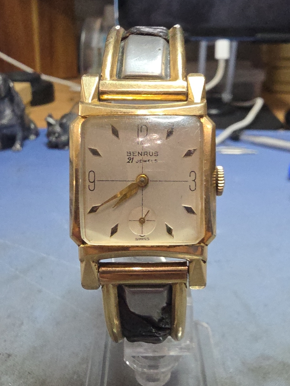 Vintage Benrus 17 Jewel DM 411 Men's Wristwatch 10K Rolled Gold Plate Bezel